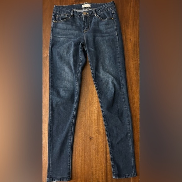 Altar’d‎ State Jeans - Size 9 - Picture 1 of 5